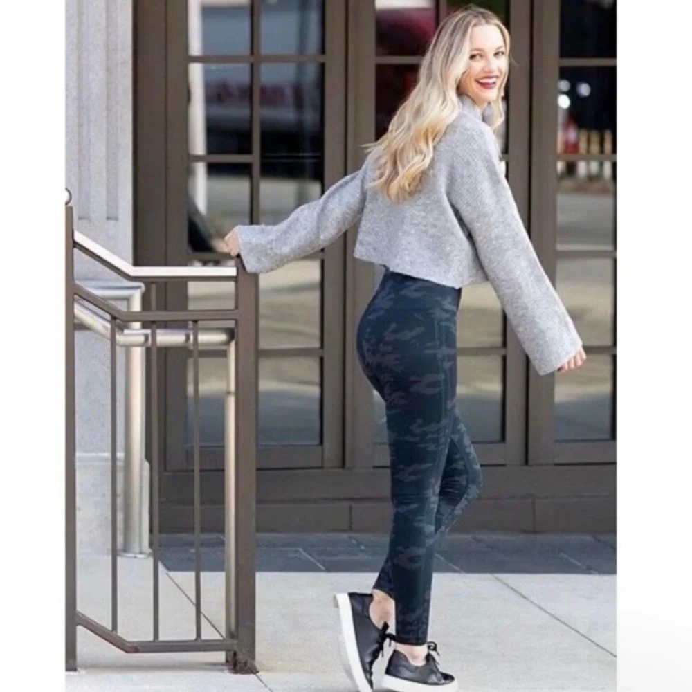 NWT SPANX Look at me now leggings M - Picture 2 of 9